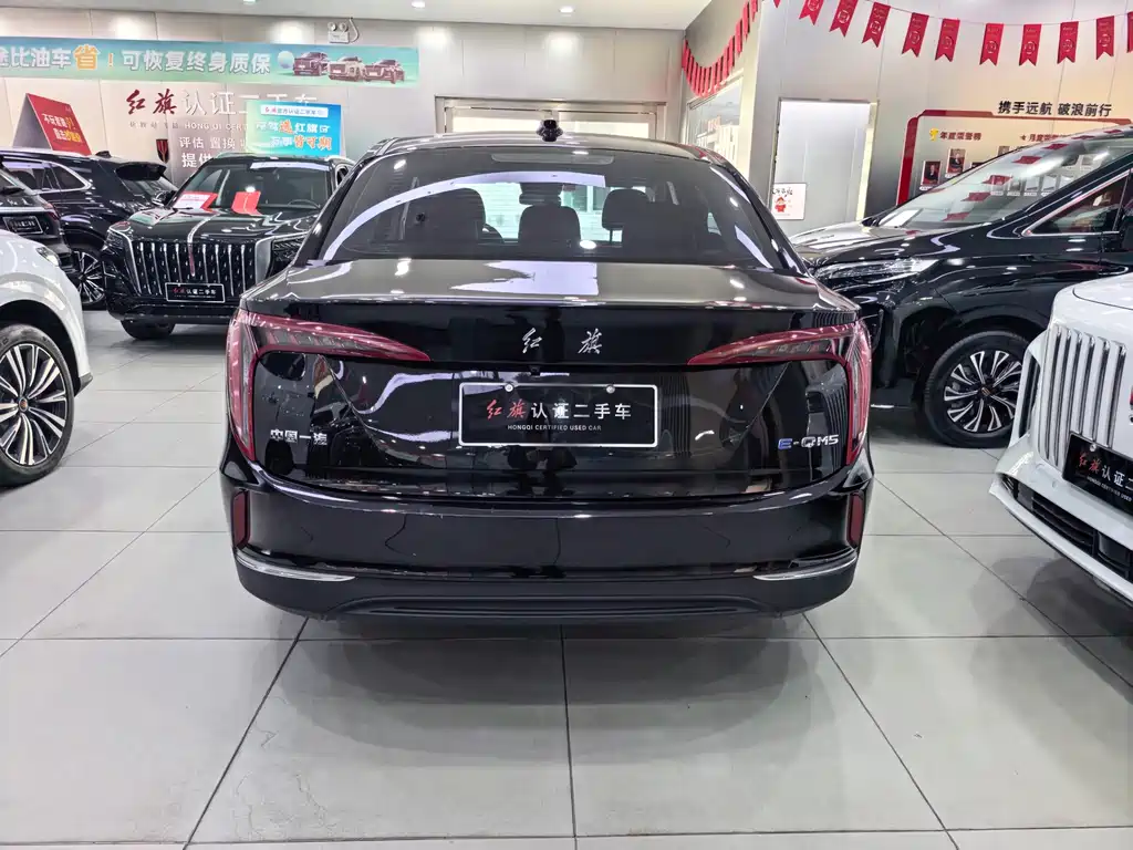 Hongqi Hongqi E-QM5 — миниатюра 6