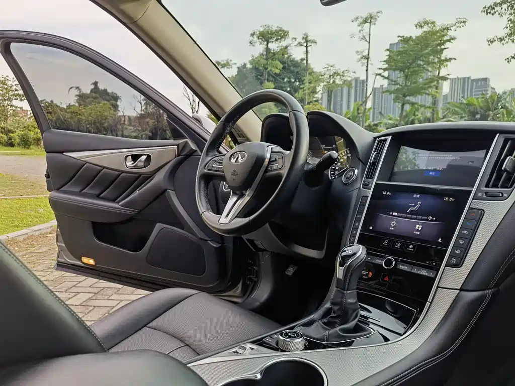 Infiniti Q50L 2.0T Comfort Enjoy Edition China V, фото 10