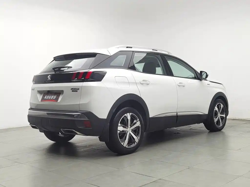 Peugeot 4008 — миниатюра 2