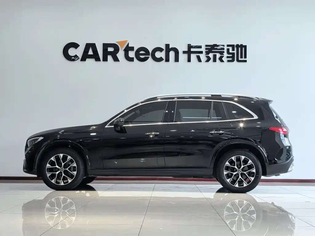 MERCEDES-BENZ  GLC
