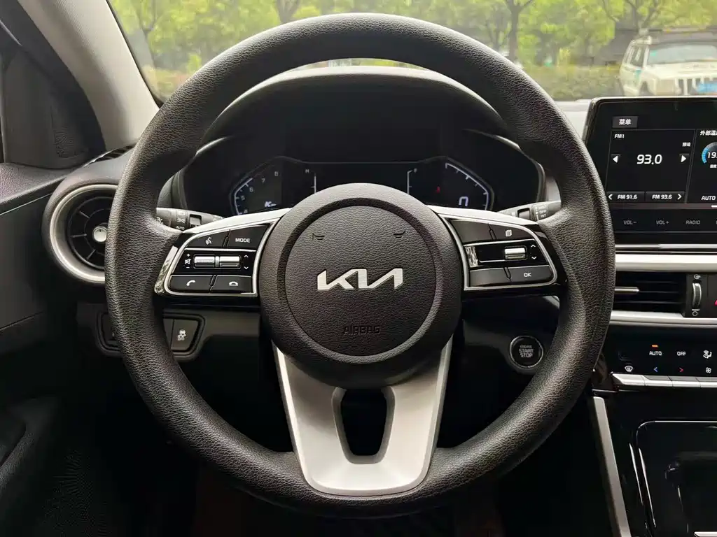 Kia K3 — миниатюра 14