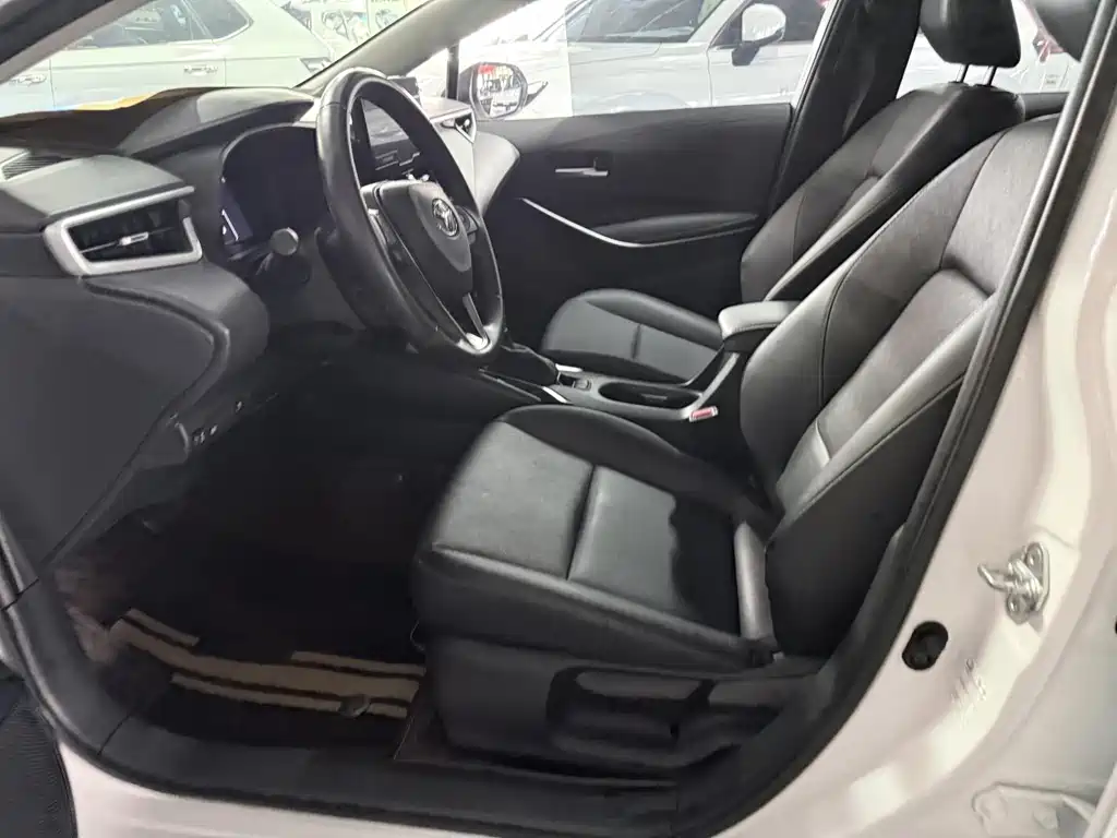 Toyota Corolla — миниатюра 10