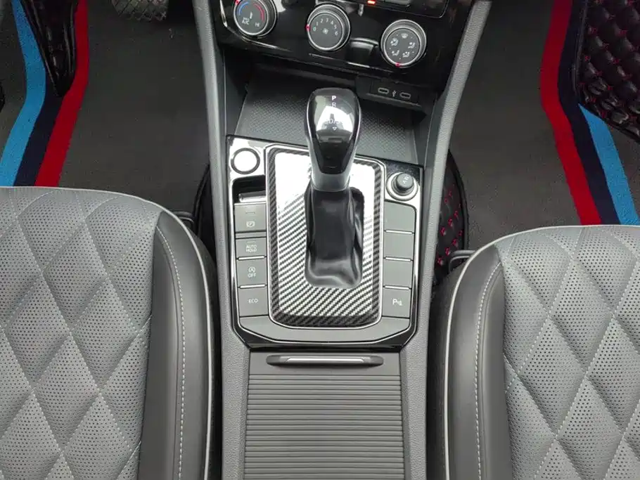 Volkswagen Sagitar — миниатюра 16