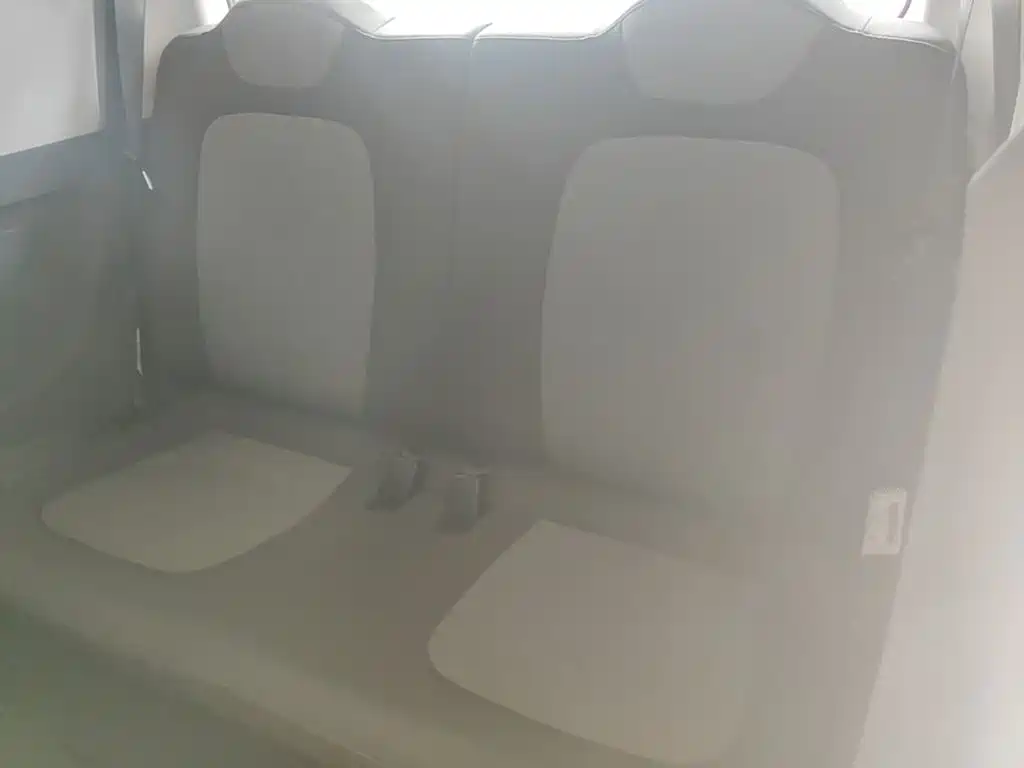 Wuling MINIEV — миниатюра 17