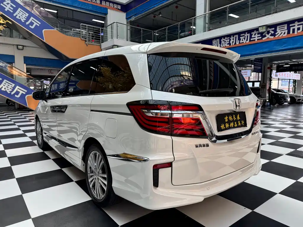 Honda Elysion — миниатюра 7