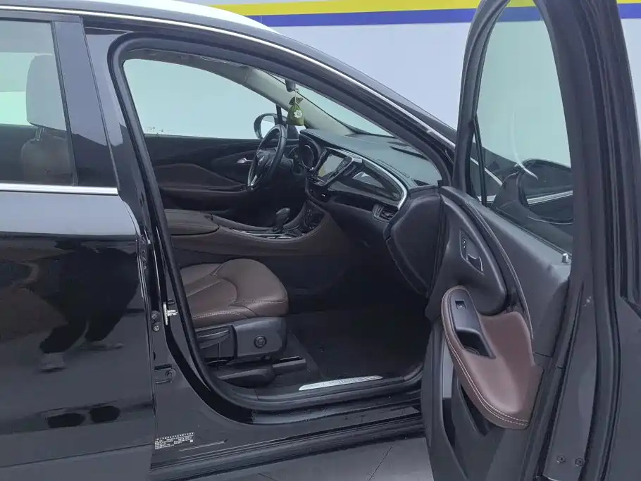 Buick Envision Plus — миниатюра 8