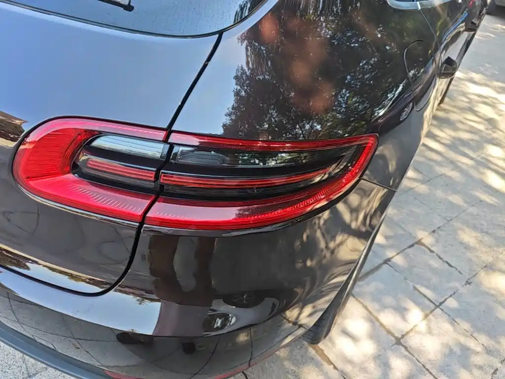 Porsche Macan — миниатюра 8