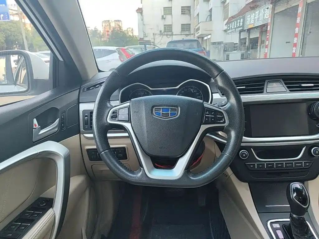 Geely Emgrand — миниатюра 11