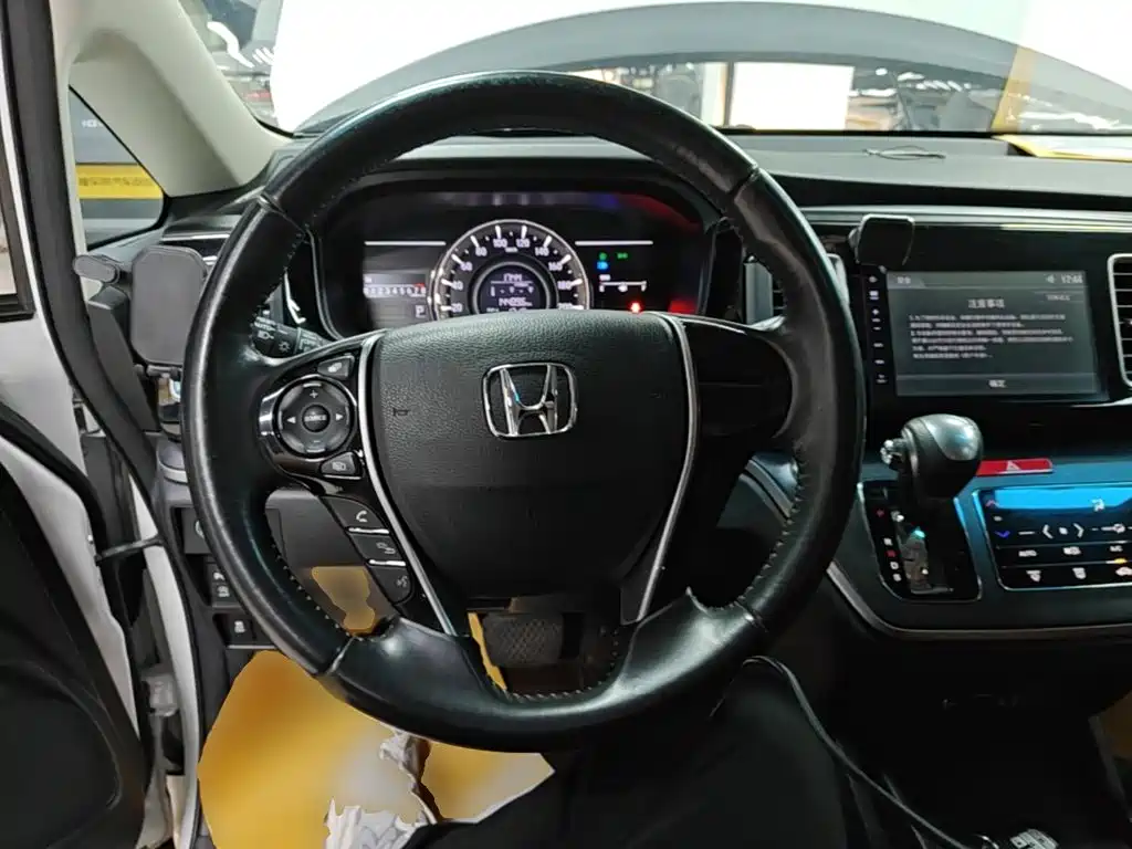 Honda Elysion — миниатюра 11
