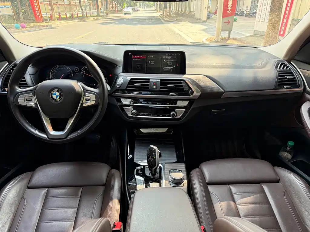 BMW X3 — миниатюра 7