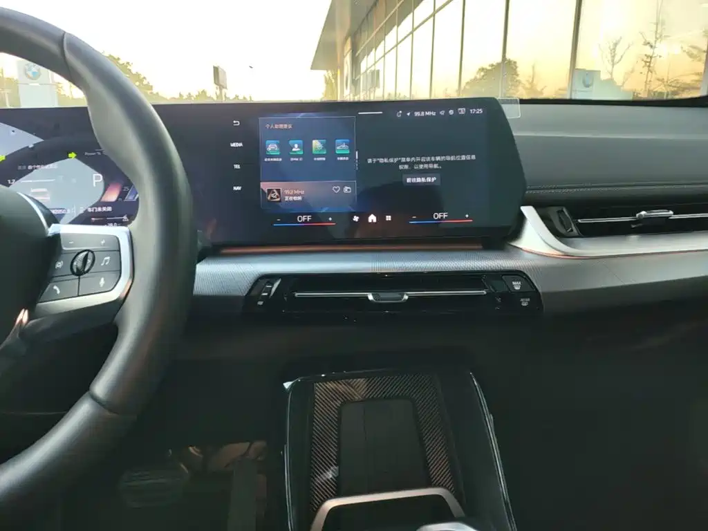 BMW X1 — миниатюра 13