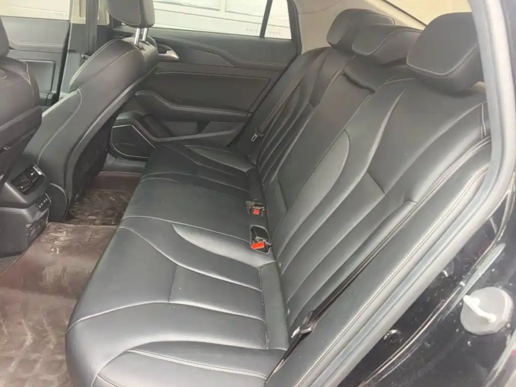 Hongqi Hongqi H5 — миниатюра 17