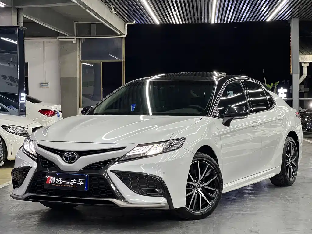 Toyota Camry 2022