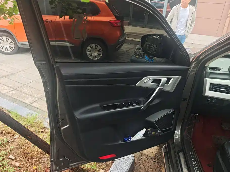 Geely Boyue — миниатюра 7