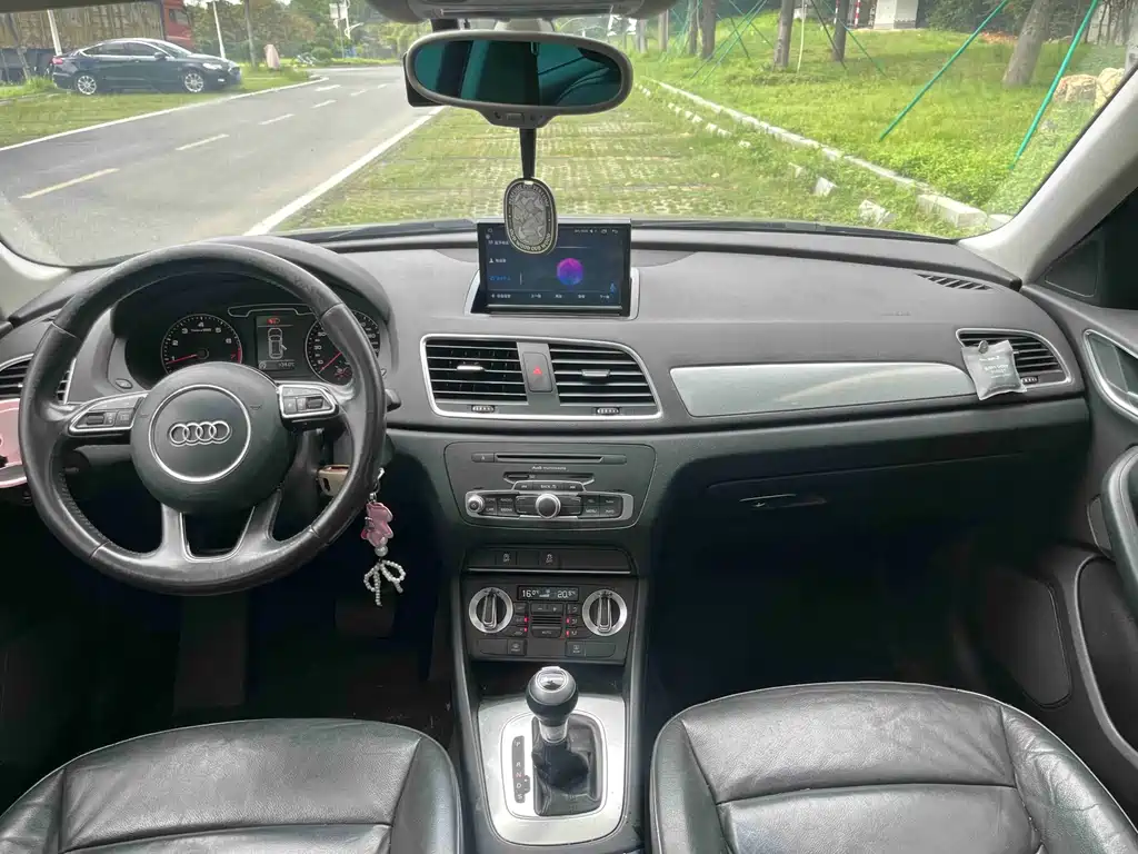 Audi Q3 — фотографии объявления, Фото 15