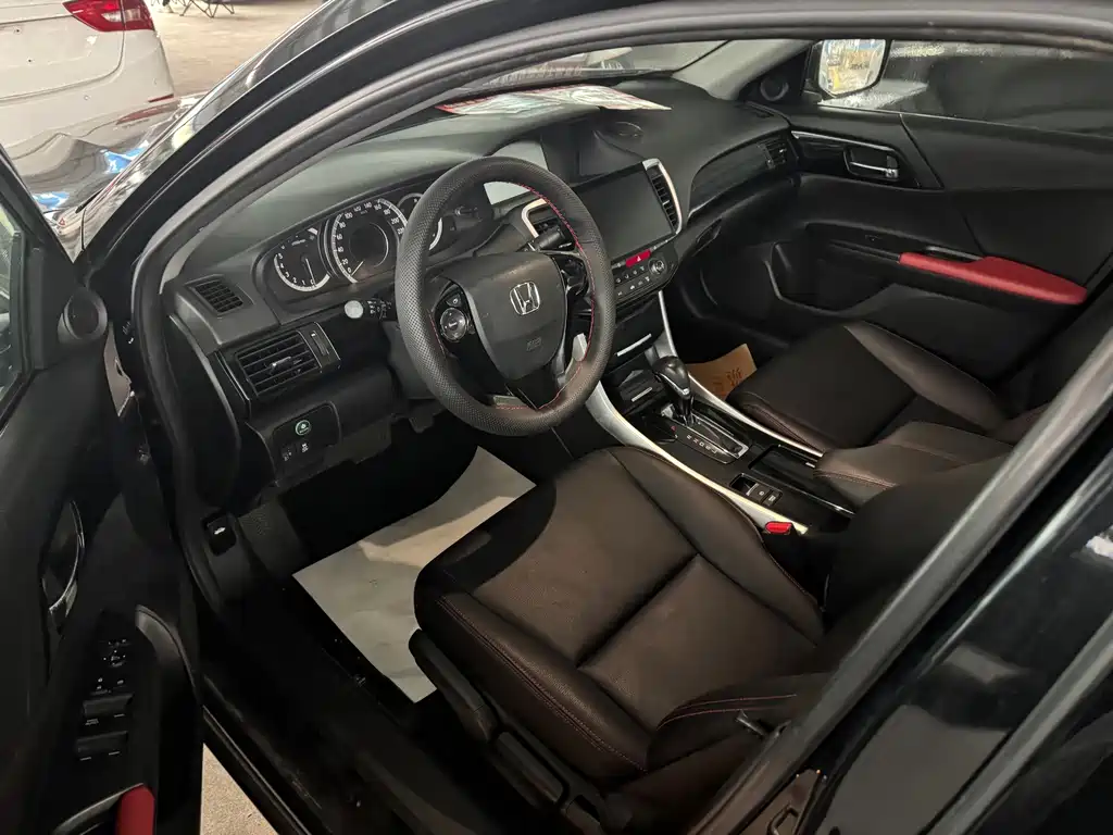 Honda Accord — миниатюра 3