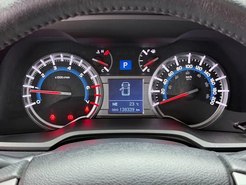 Toyota 4Runner — миниатюра 13
