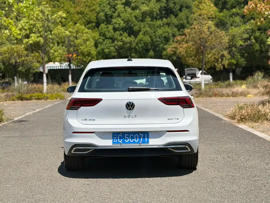 Volkswagen Golf 2023 280TSI DSG Pro