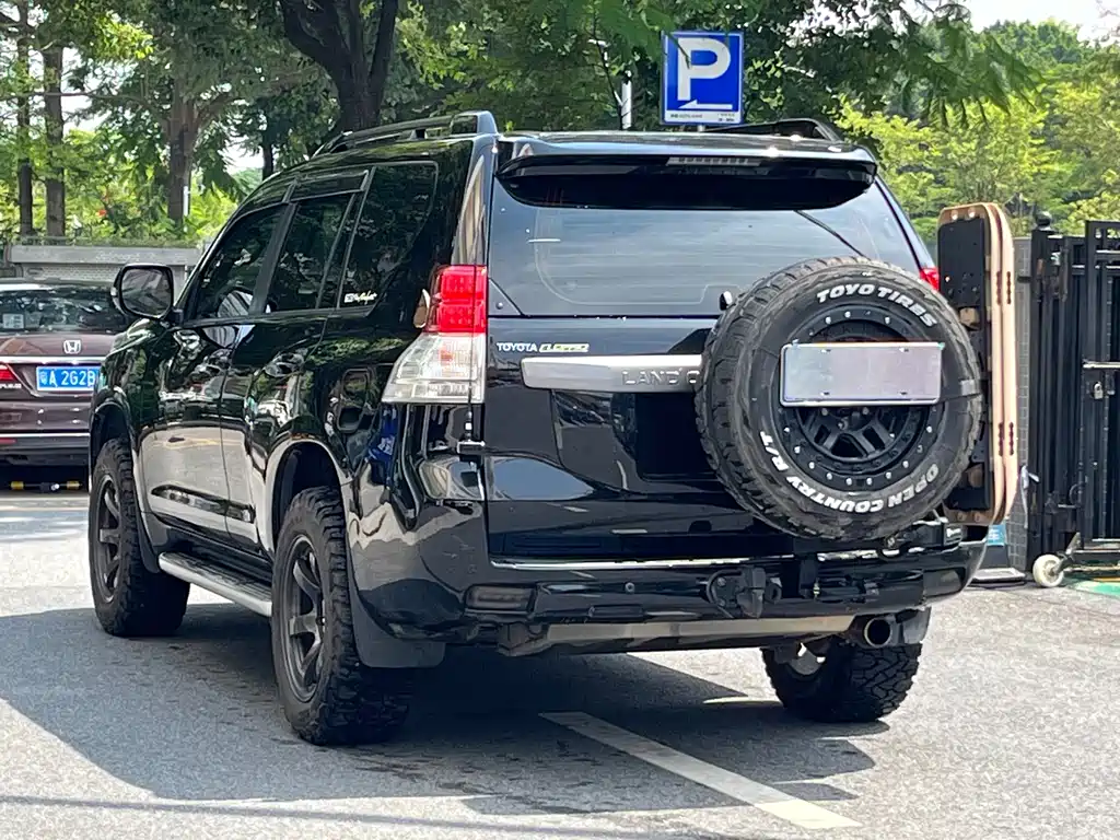 Toyota Prado — миниатюра 6