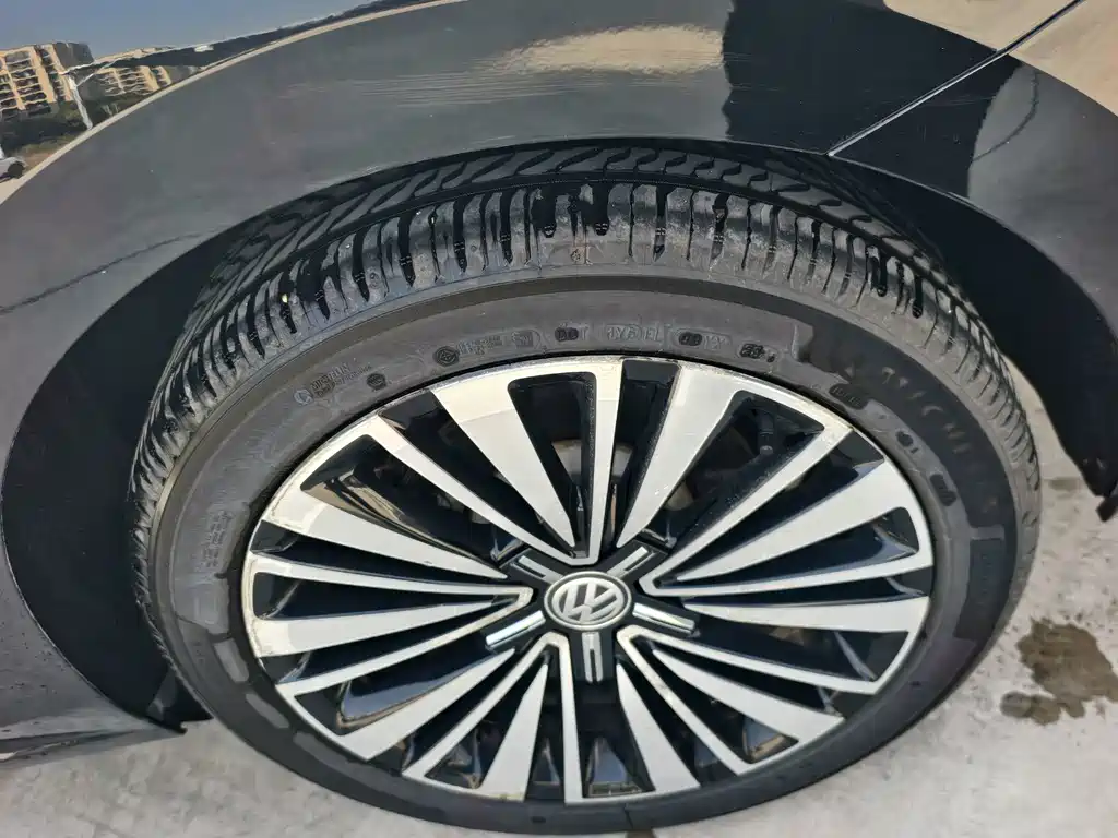 Volkswagen Passat — миниатюра 12