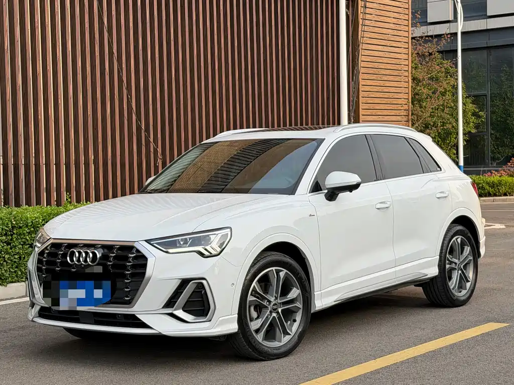 Audi Q3 2022
