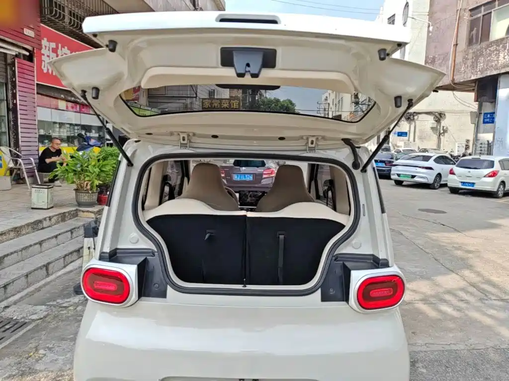 Wuling MINIEV — миниатюра 19
