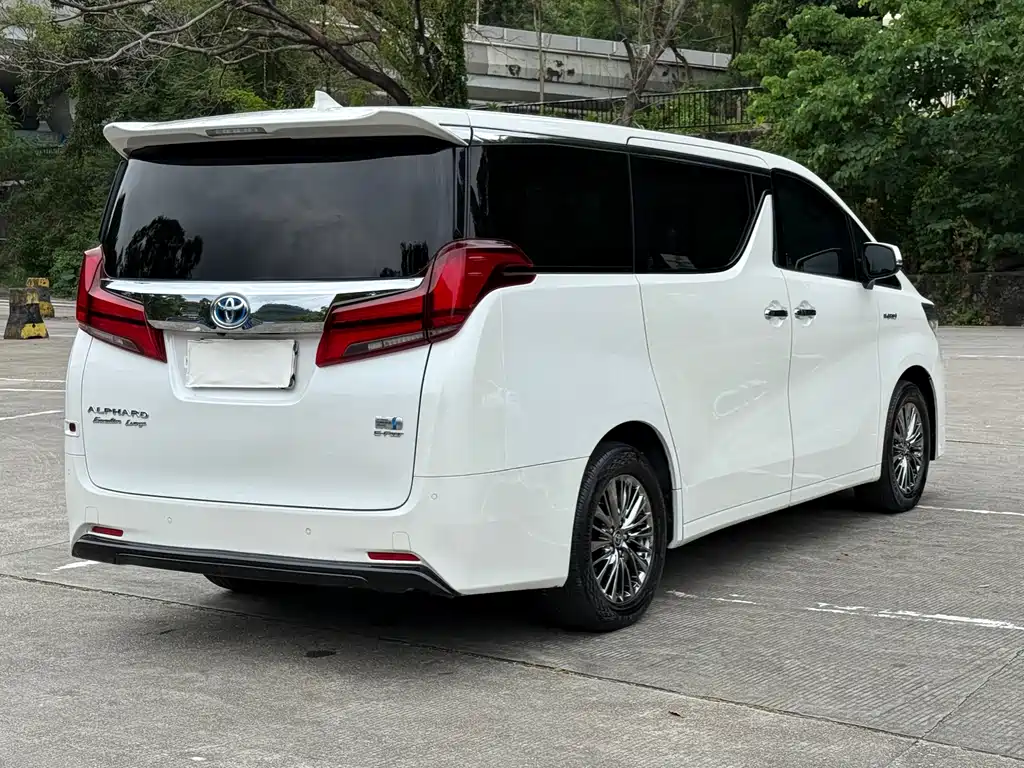 TOYOTA ELFA