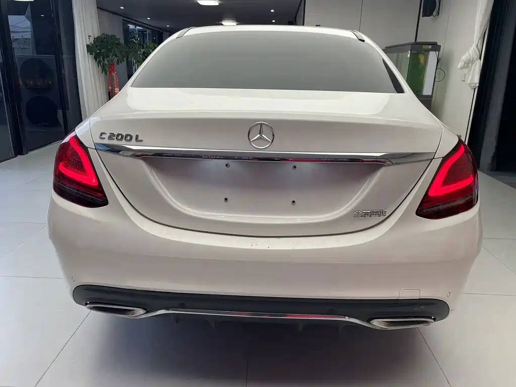 Mercedes-Benz C-Class — миниатюра 18