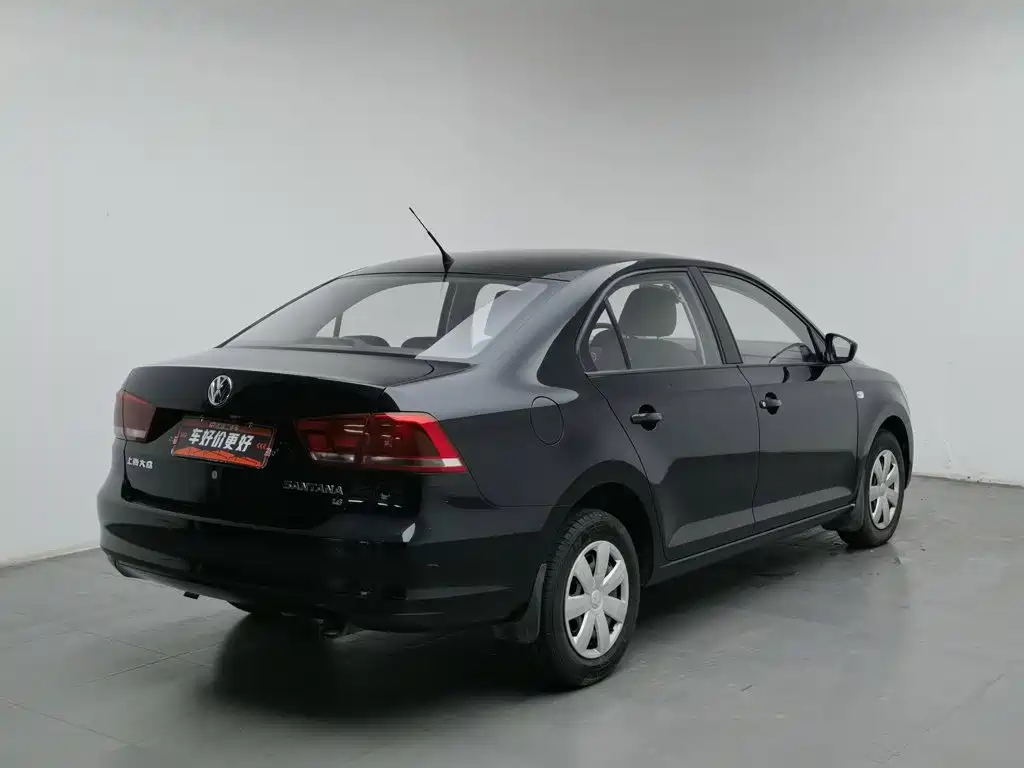 Volkswagen Santana — миниатюра 2