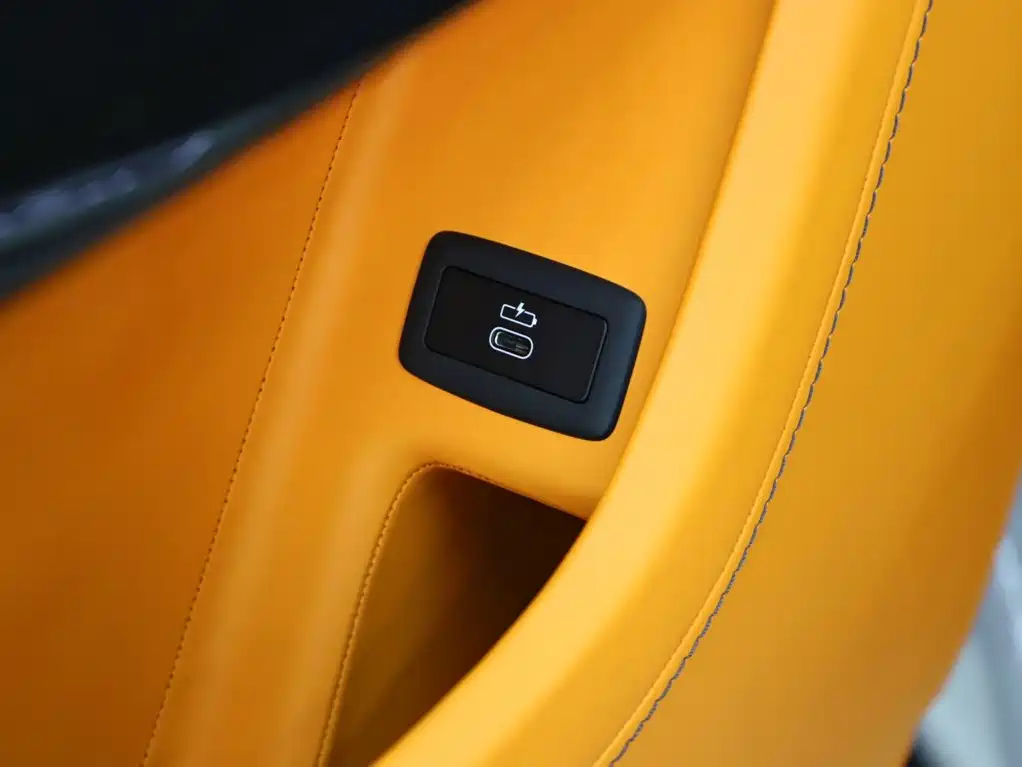 Rolls-Royce Cullinan Black Badge, фото 24