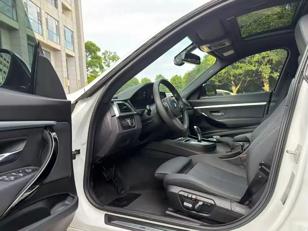 BMW 3 Series GT — миниатюра 4
