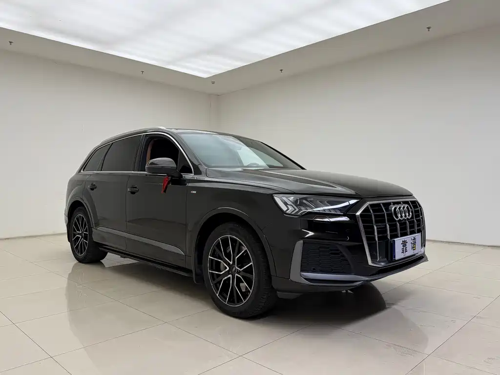 Audi Q7 2020 45 TFSI quattro S line Sport