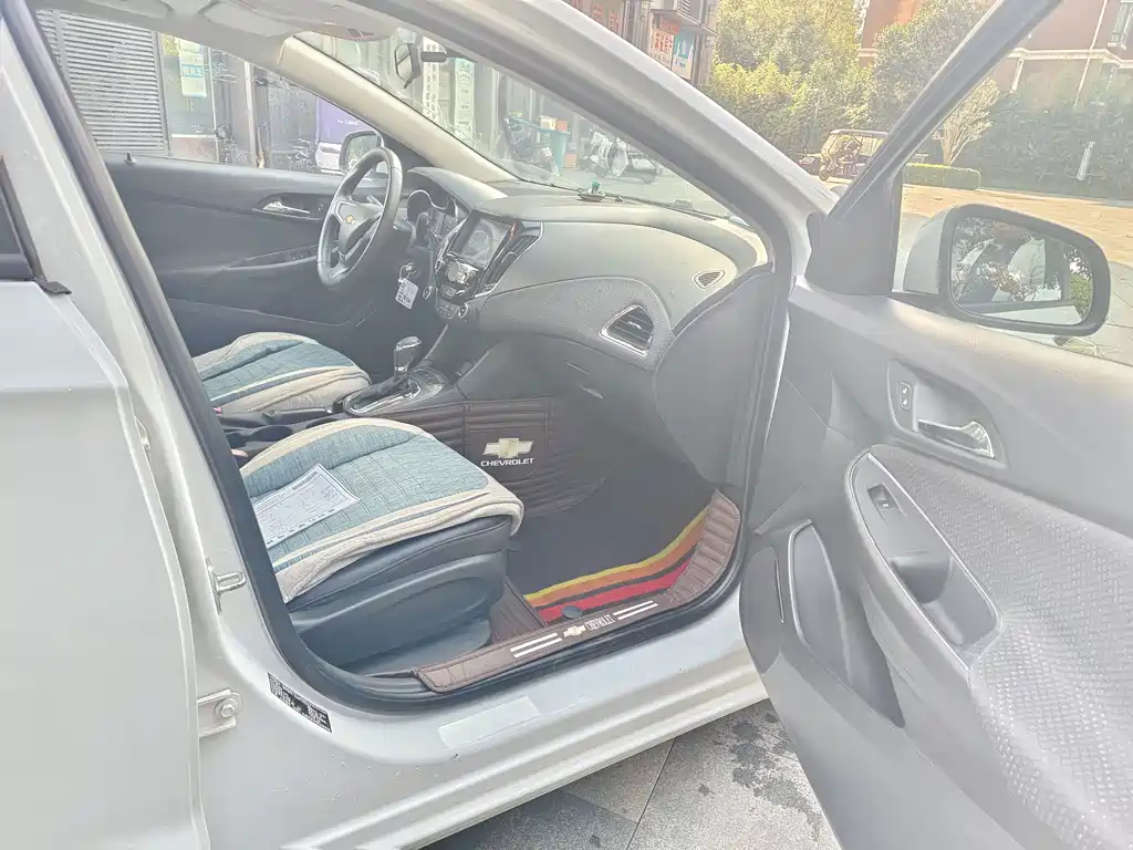 Chevrolet Cruze — миниатюра 3
