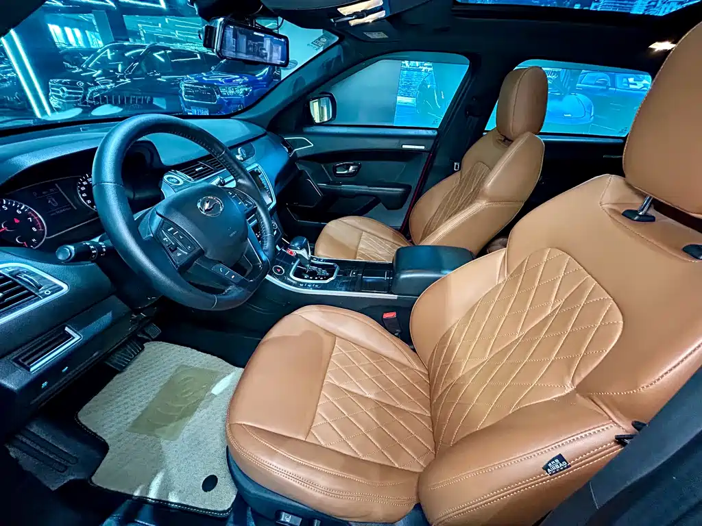 Landwind Landwind X7 — миниатюра 9
