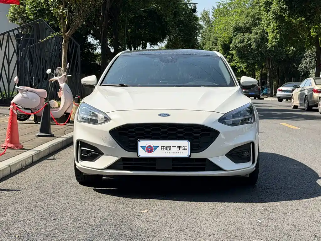 Ford Focus — миниатюра 2