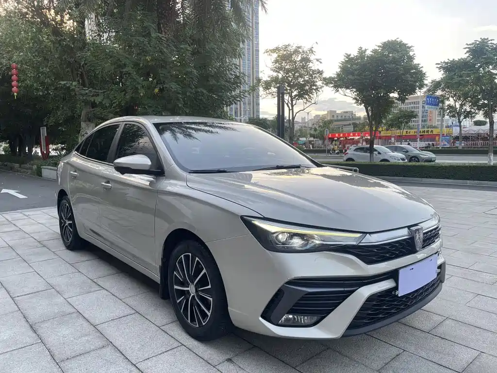 Roewe i5 — миниатюра 4
