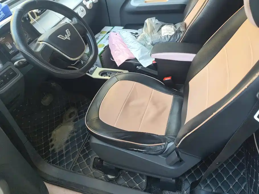 Wuling MINIEV — миниатюра 9