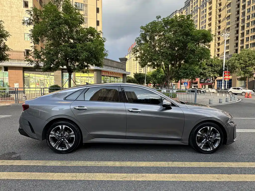Kia K5 — миниатюра 4
