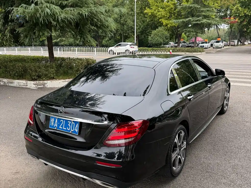 Mercedes-Benz E-Class E 2017 E 300 Sport
