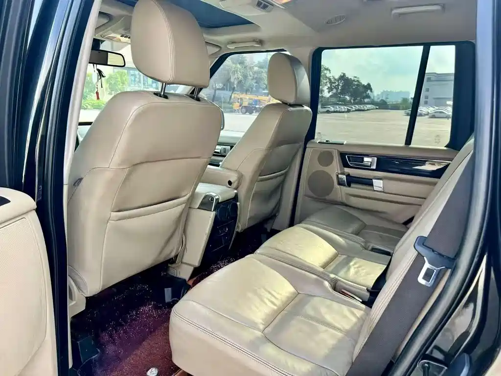 Land Rover Discovery 2010 4.0 V6 HSE