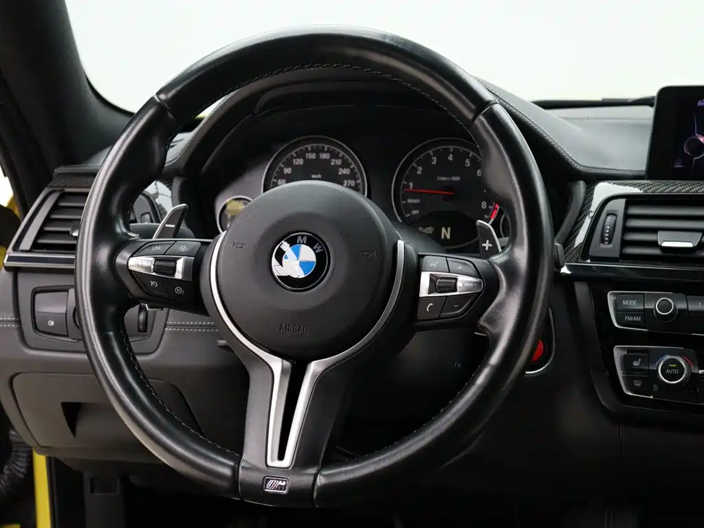 BMW M4 — миниатюра 13