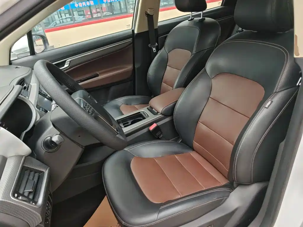 Geely Emgrand GS — миниатюра 15