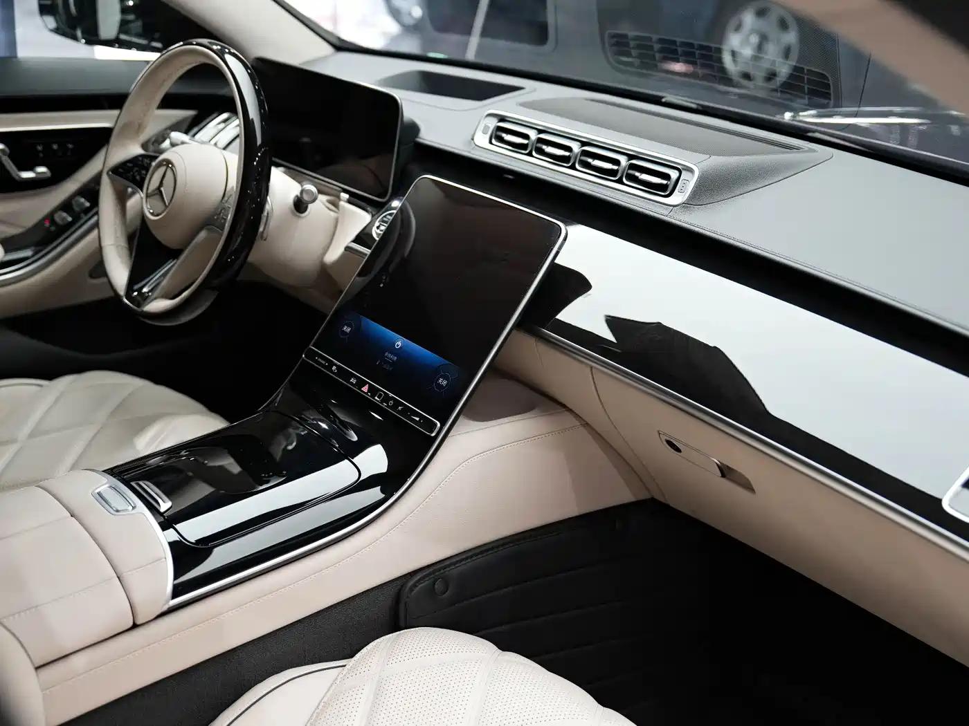 Mercedes-Benz Maybach S-Class id 4606878 из Китая 20