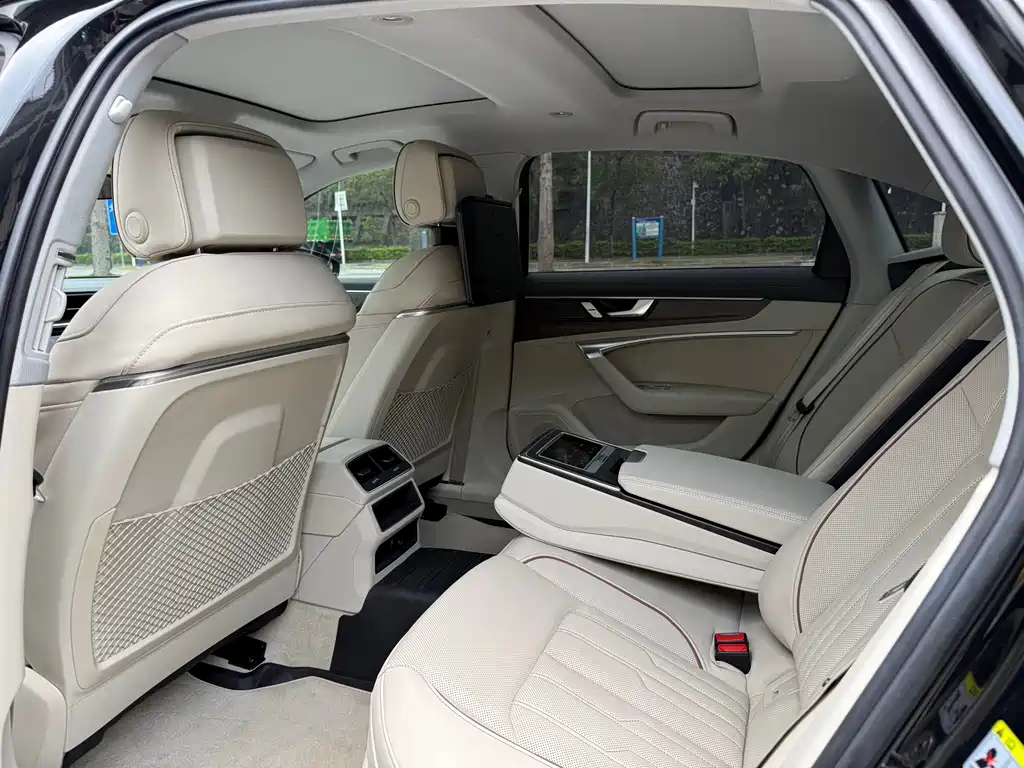 Audi A6L 2020 55 TFSI quattro Premium