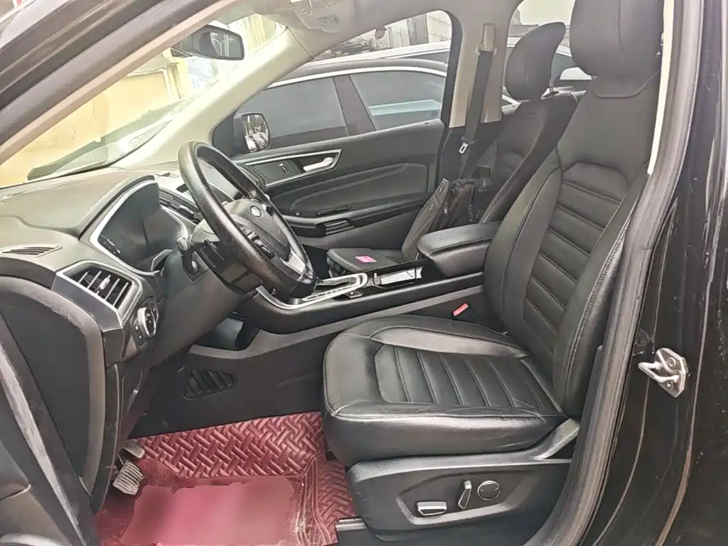 Ford Edge — миниатюра 15