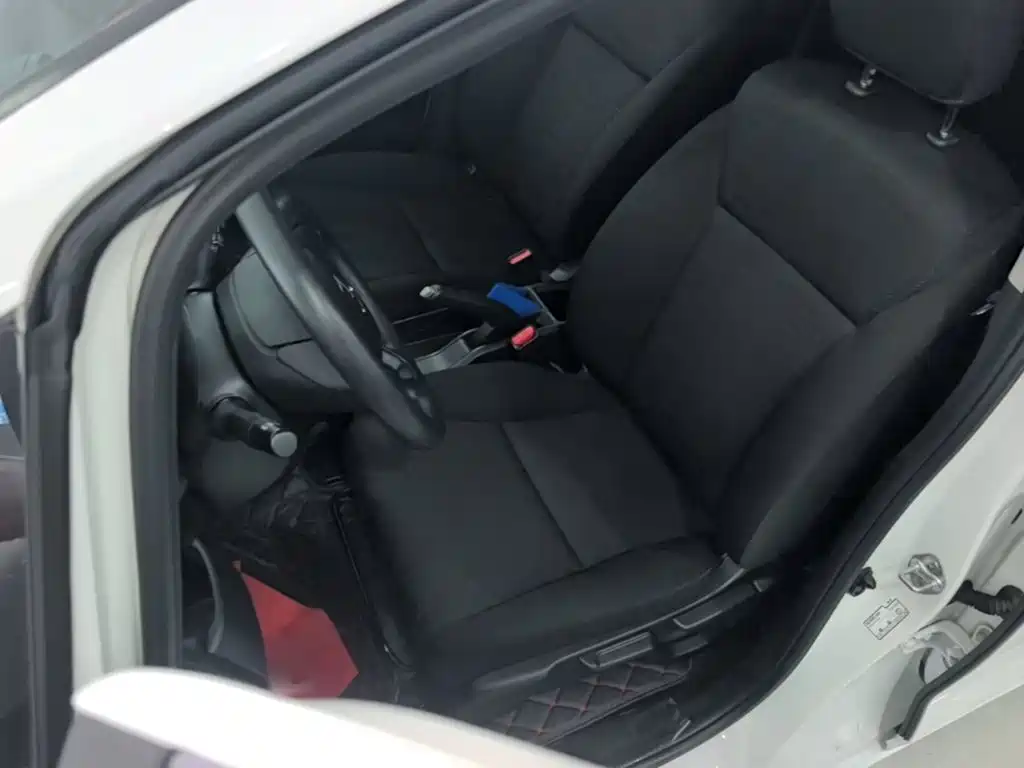 Honda Fit — миниатюра 15