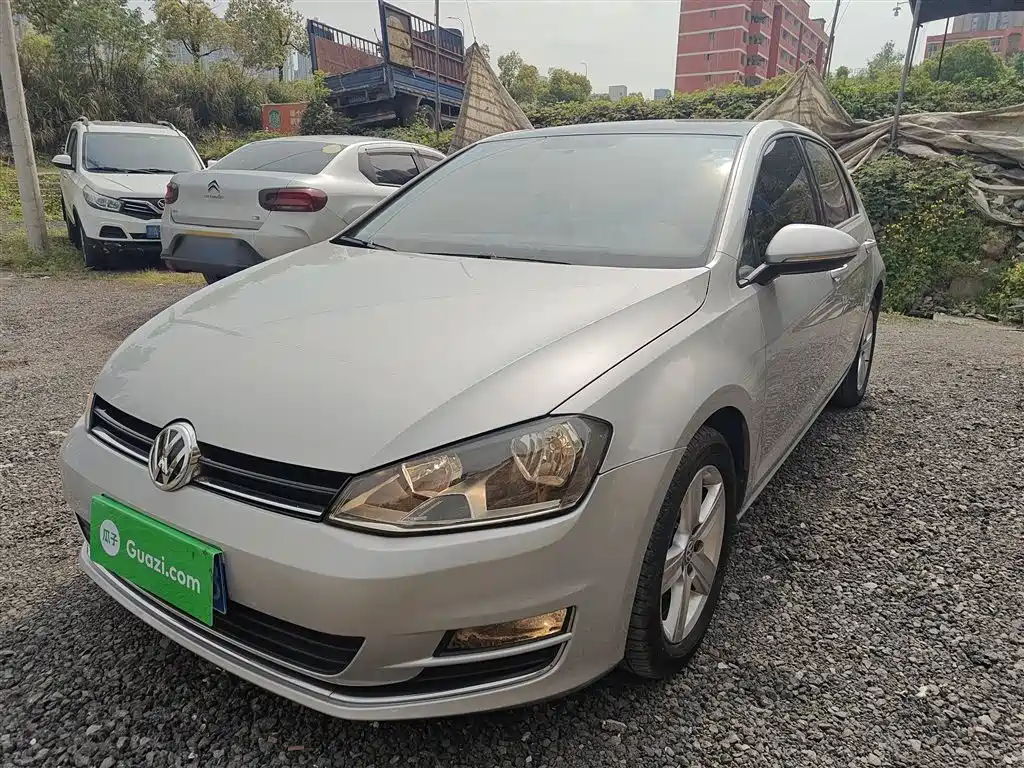 Купить Volkswagen Golf