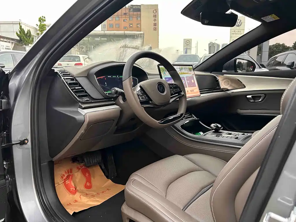BYD Han — миниатюра 7