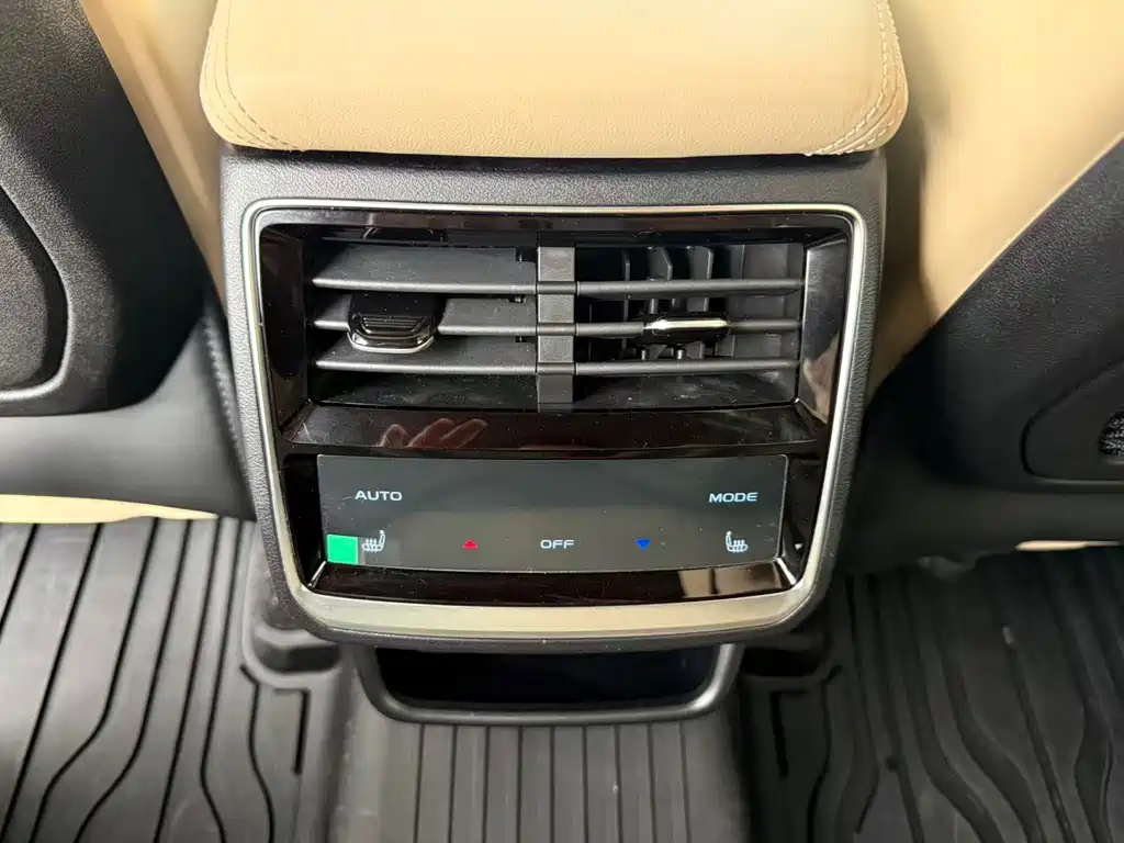 Geely Xingyue L — миниатюра 7