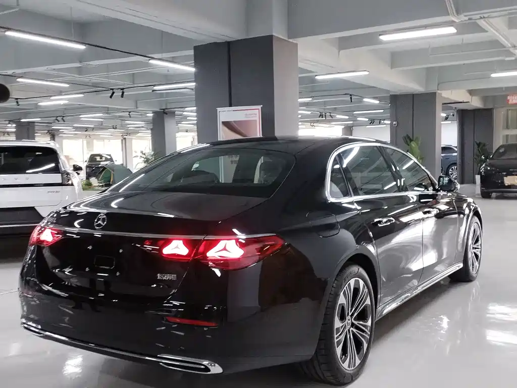 Mercedes-Benz E-Class E 2026 E 300 L Luxury
